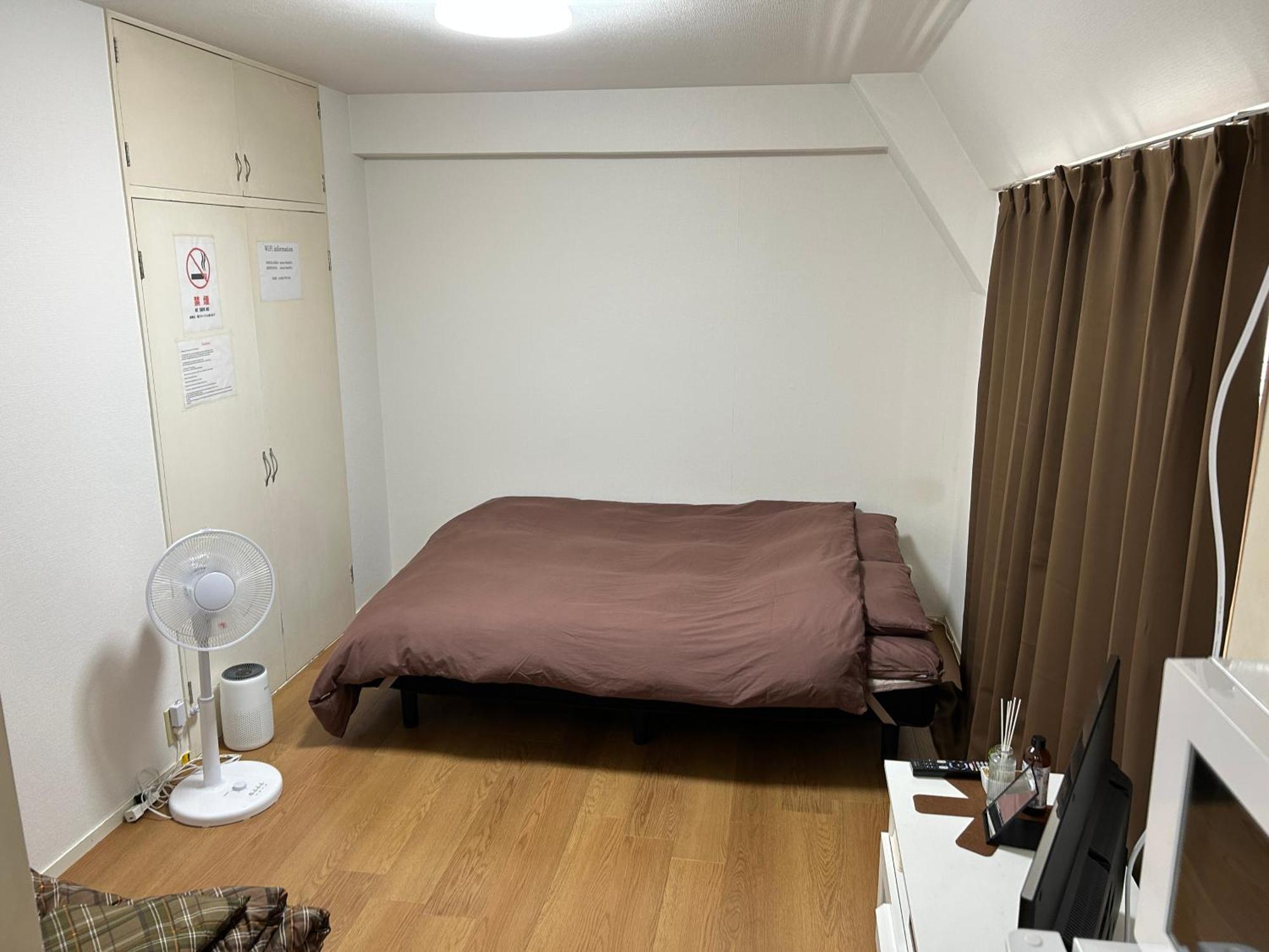 Guest House Zwell Hakata Ohori Park Fukuoka  Zewnętrze zdjęcie